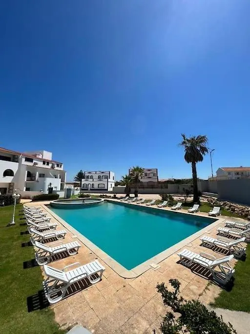 Luxury Apartment With Pool In Historical Town And Great Surfing Beaches Sagres